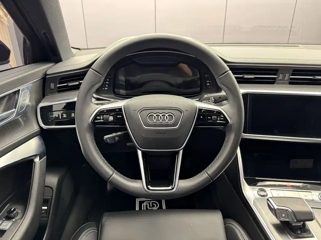 Audi A6L 2025