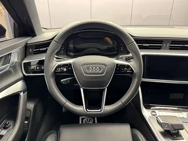 Audi A6L 2025