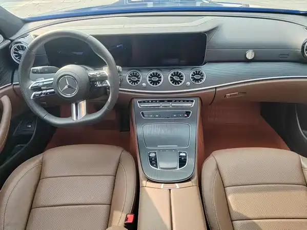 Mercedes-Benz E-Class 2023