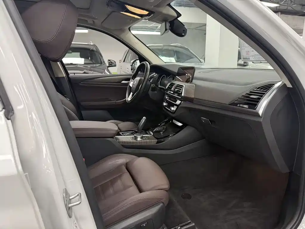 BMW X3 2019 — фото 10