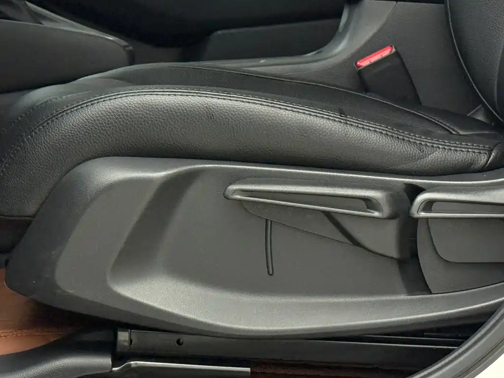 Honda Vezel 2023 — фото 19