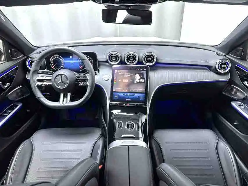 Mercedes-Benz C-Class 2022