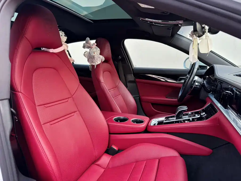 Porsche Panamera 2019 — фото 18