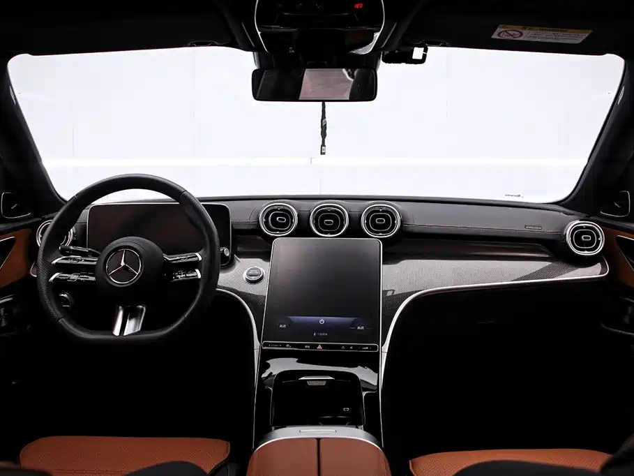 Mercedes-Benz C-Class 2023