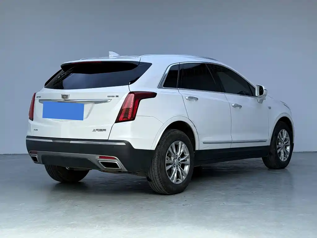 Cadillac XT5 2021 — фото 4