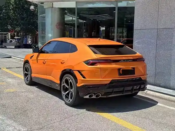 Lamborghini Urus 2023