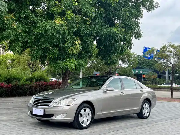 Mercedes-Benz S-Class 2008