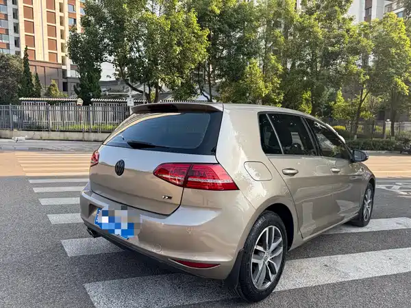 Volkswagen Golf 2014