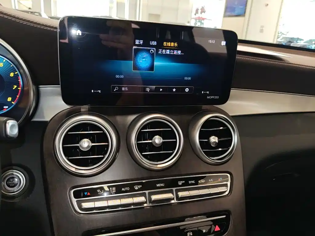 Mercedes-Benz GLC 2021 — фото 20