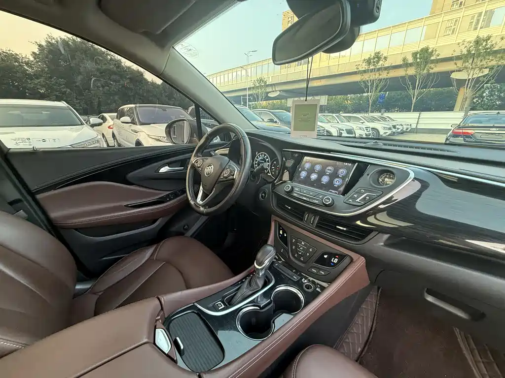 Buick Envision Plus 2018 — фото 10