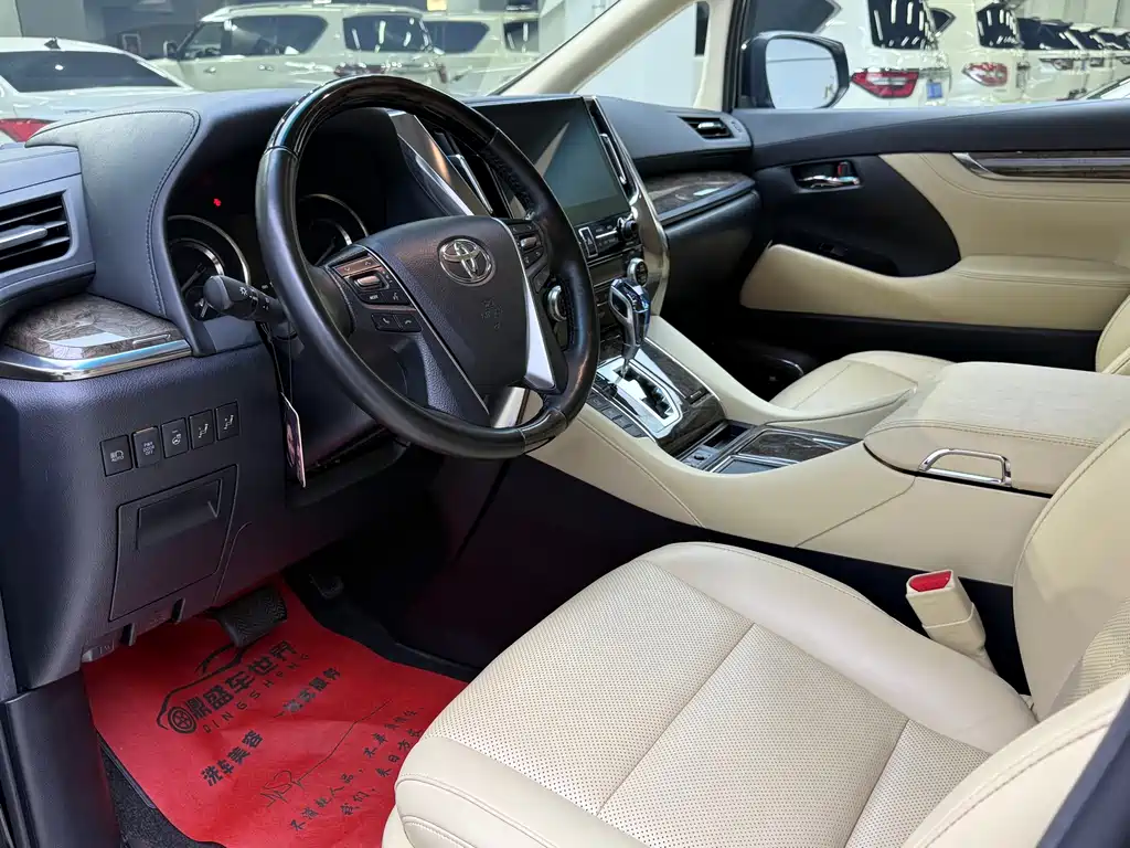 Toyota Vellfire 2021 — фото 14