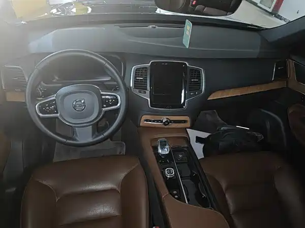 Volvo XC90 2023