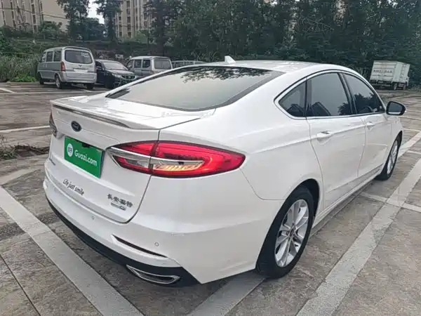 Ford Mondeo 2021