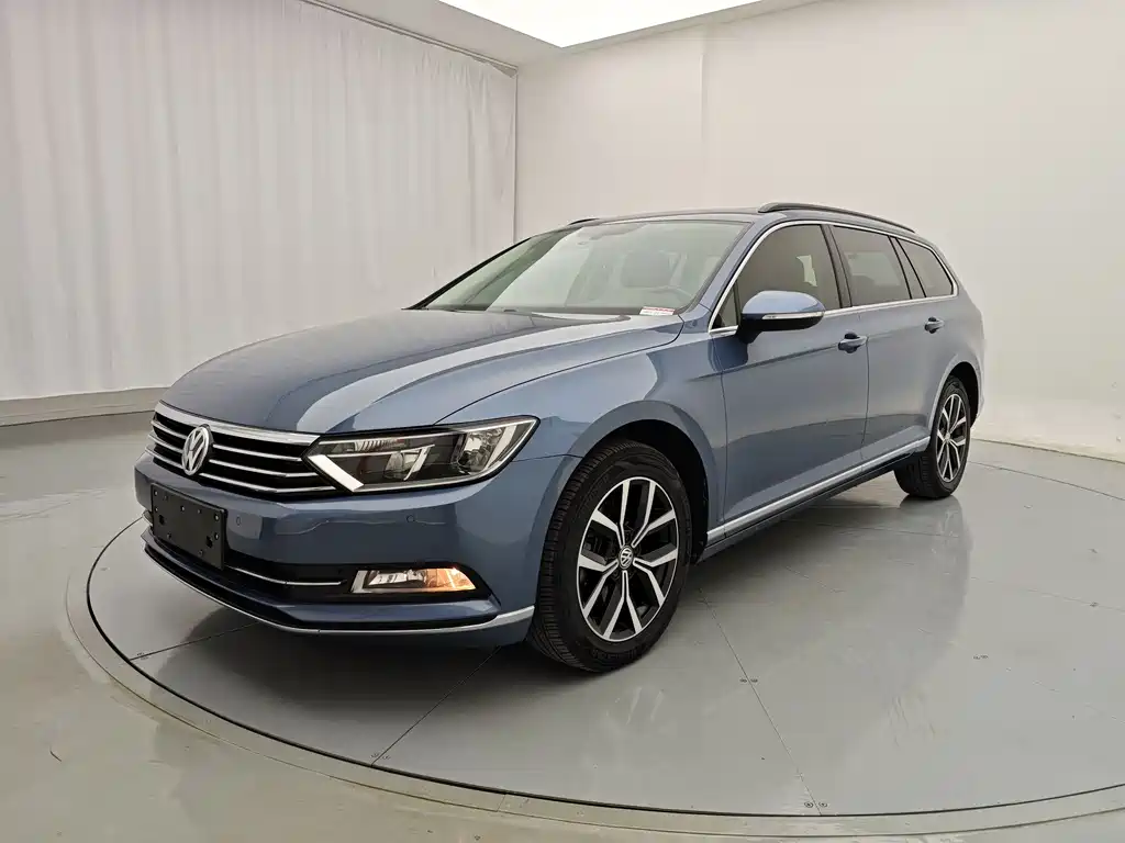 Volkswagen Viloran 2018