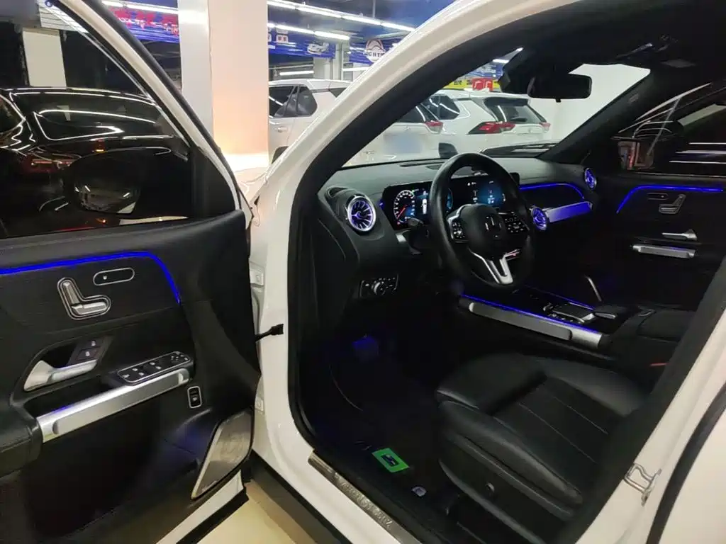 Mercedes-Benz GLB 2022 — фото 16