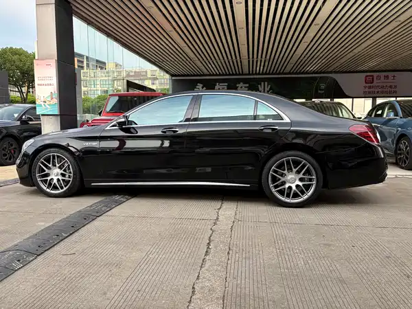 Mercedes-Benz S-Class AMG 2018