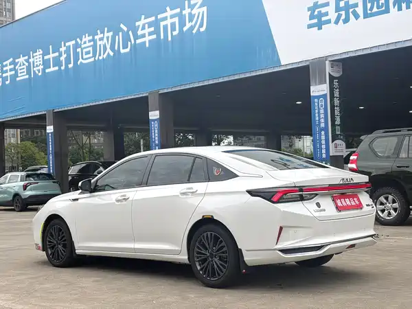 Dongfeng Yixuan MAX 2021