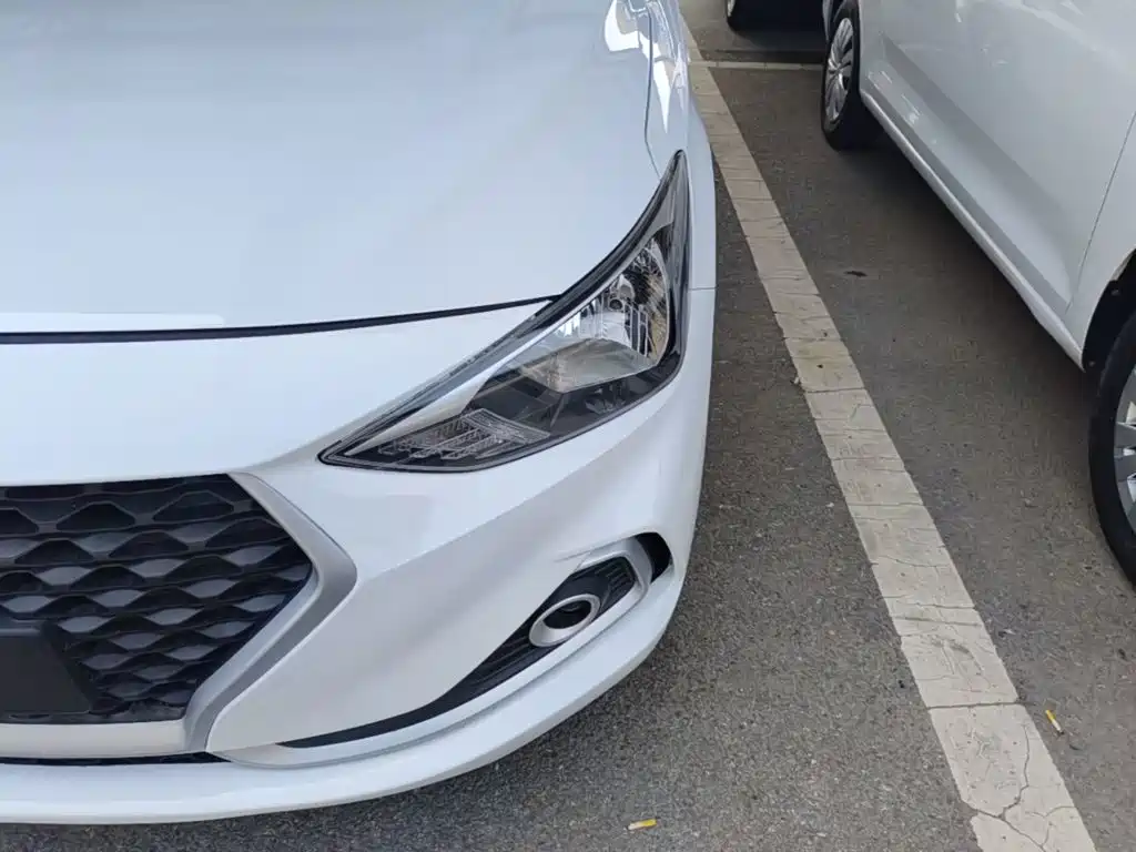 Hyundai Elantra 2017 — фото 24