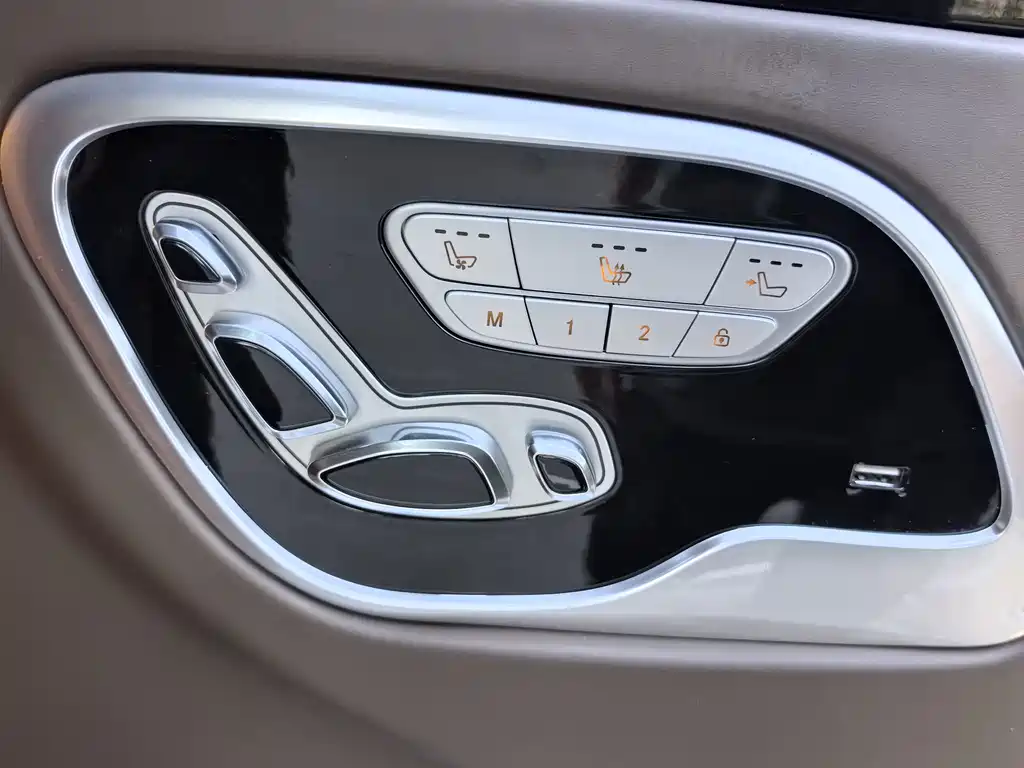 Ford Tourneo 2023 — фото 32