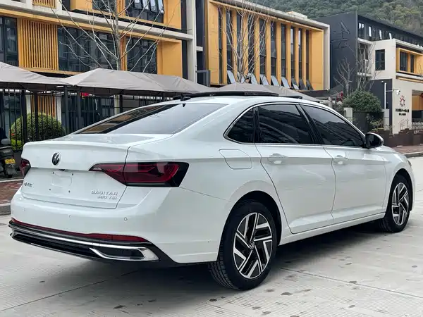 Volkswagen Sagitar 2022