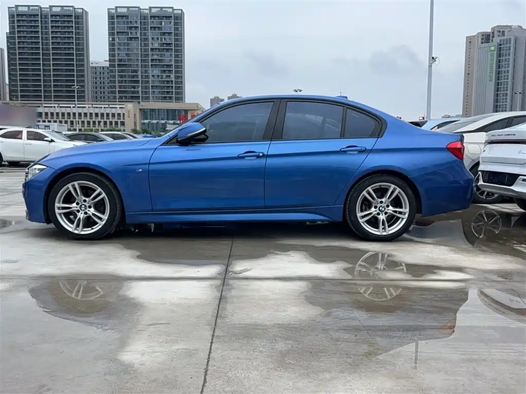 BMW 3 Series 2016 — фото 25