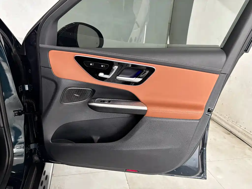 Mercedes-Benz GLC 2023 — фото 23