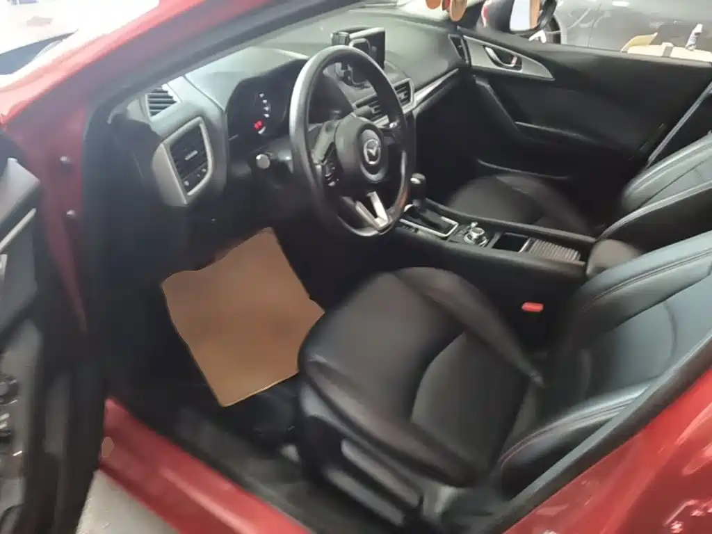 Mazda 3 Angkesela 2017 — фото 16