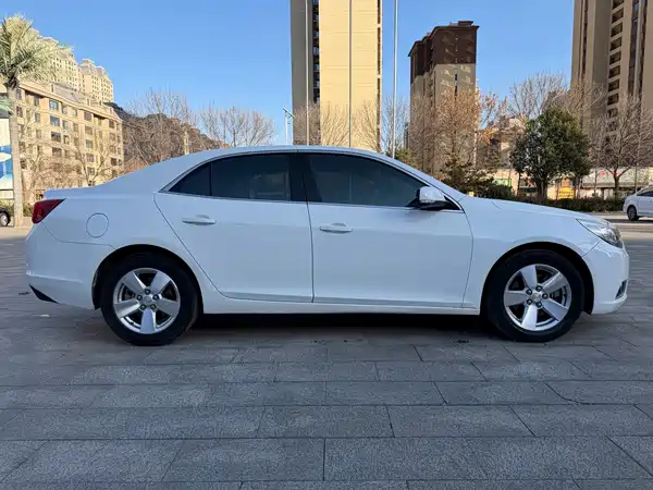 Chevrolet Malibu 2012
