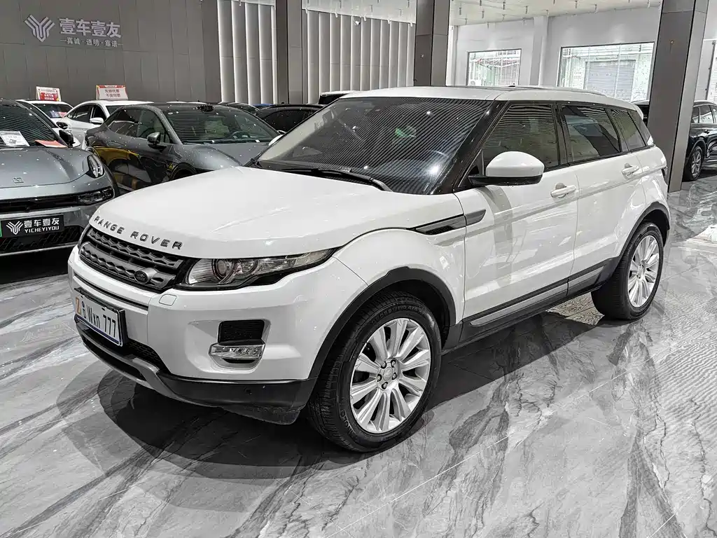 Land Rover Evoque 2015 — фото 1