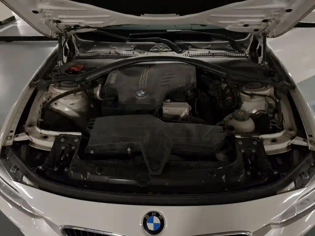 BMW 3 Series 2014 — фото 11
