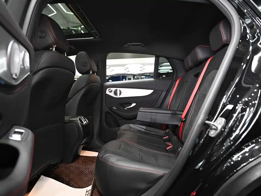 Mercedes-Benz GLC Coupe AMG 2020 — фото 18