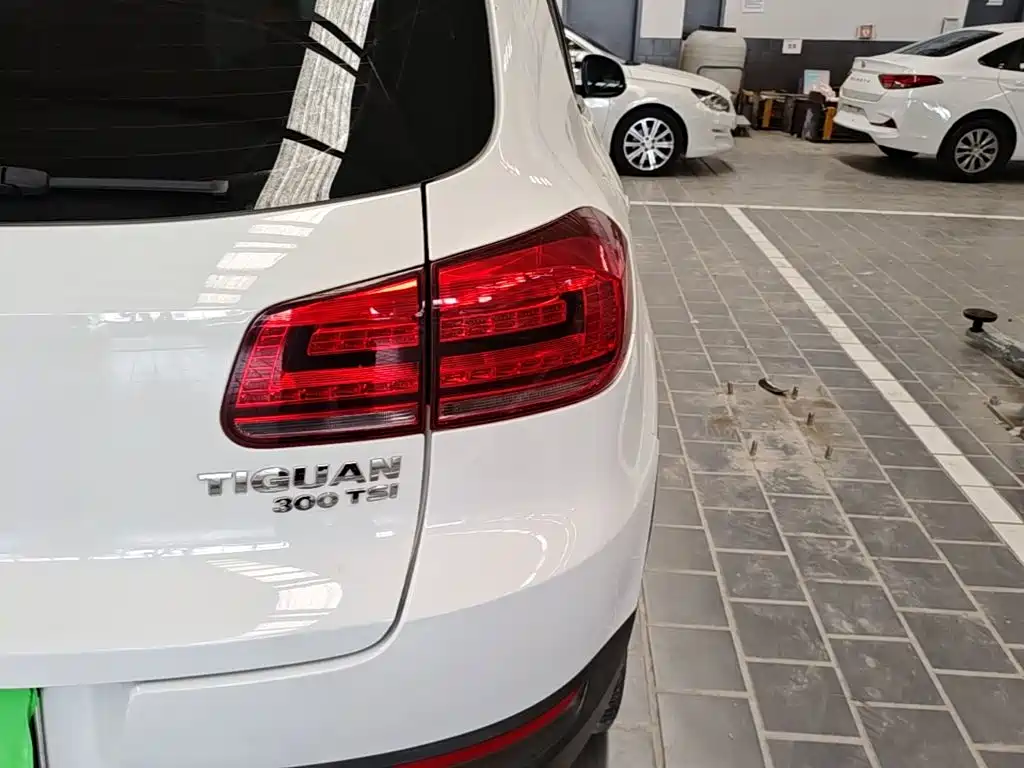Volkswagen Tiguan 2019 — фото 8