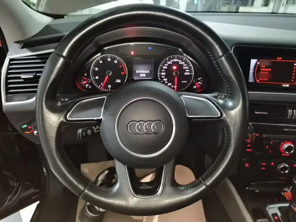Audi Q5 2016 — фото 11