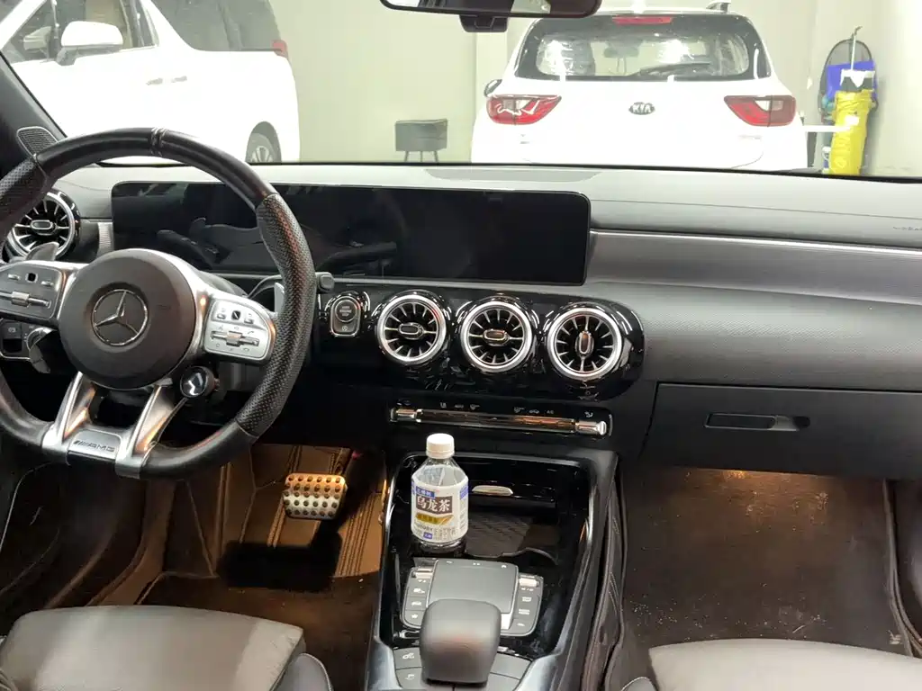 Mercedes-Benz A-Class AMG 2021 — фото 7