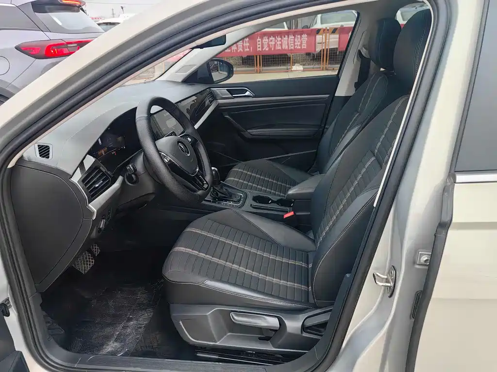 Volkswagen Lavida 2022