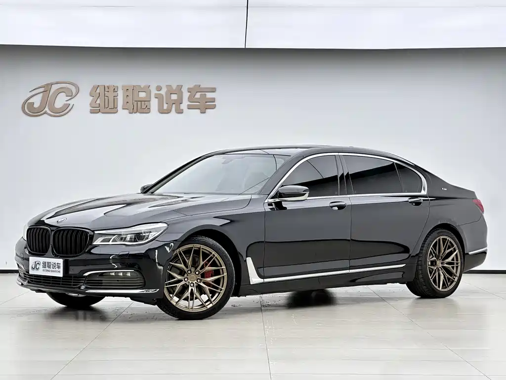 BMW 7 Series 2016 — фото 1