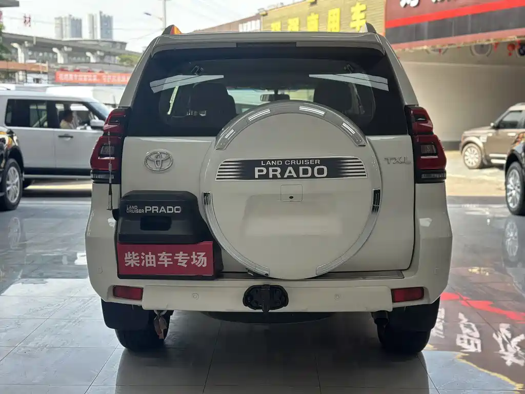 Toyota Prado 2019 — фото 5