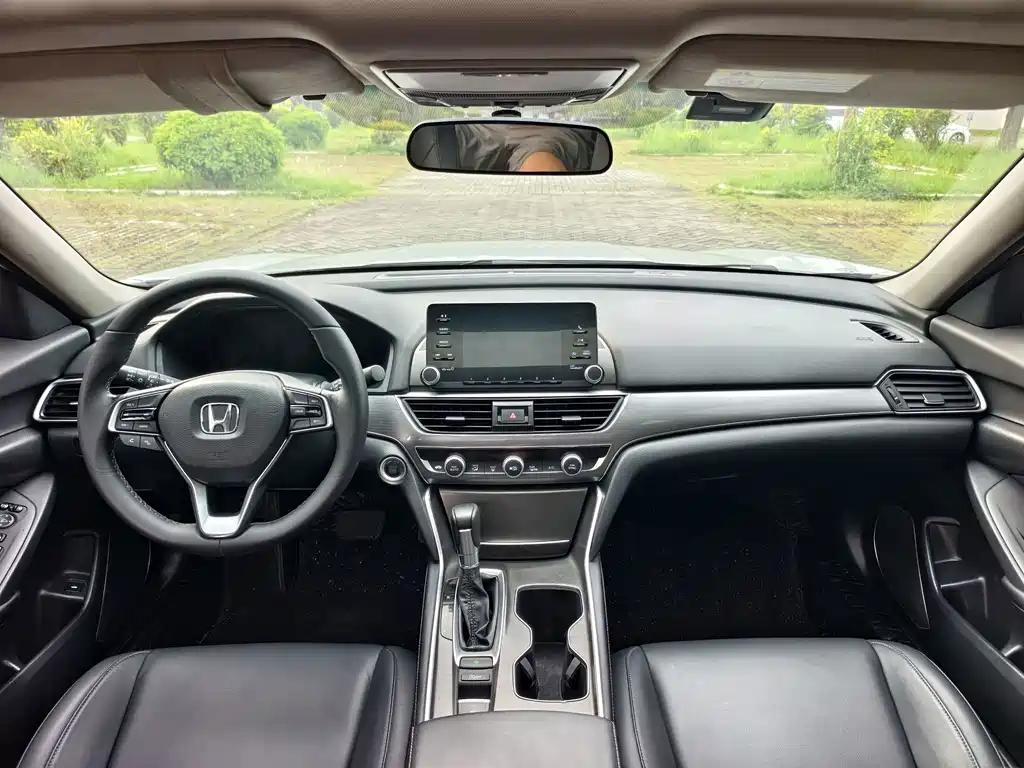 Honda Accord 2021 — фото 6