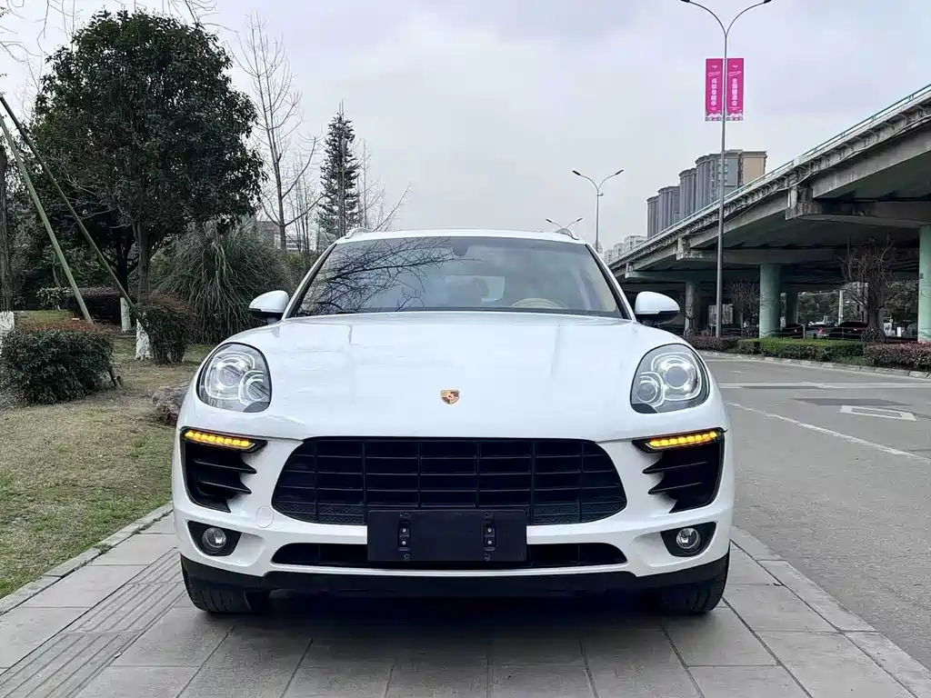 Porsche Macan 2015