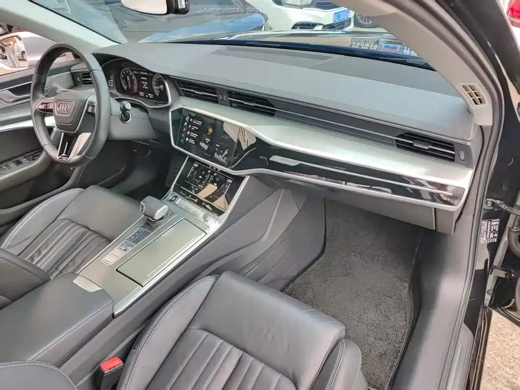 Audi A6L 2023 — фото 16