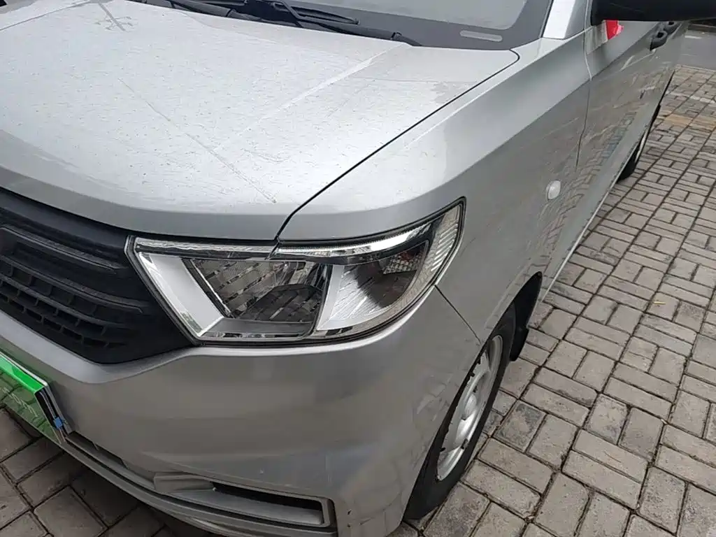 Wuling Hongguang V 2020 — фото 24
