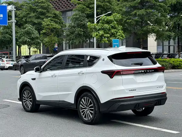 Jetour X70 C-DM 2025