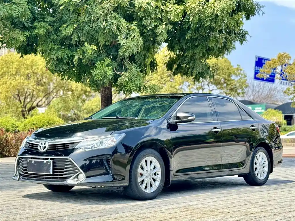 Toyota Camry 2017