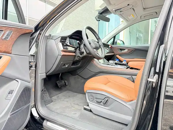 Audi Q7 2025
