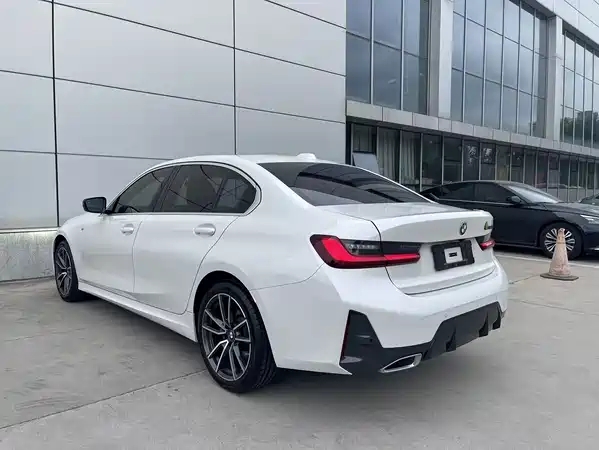 BMW 3 Series 2023