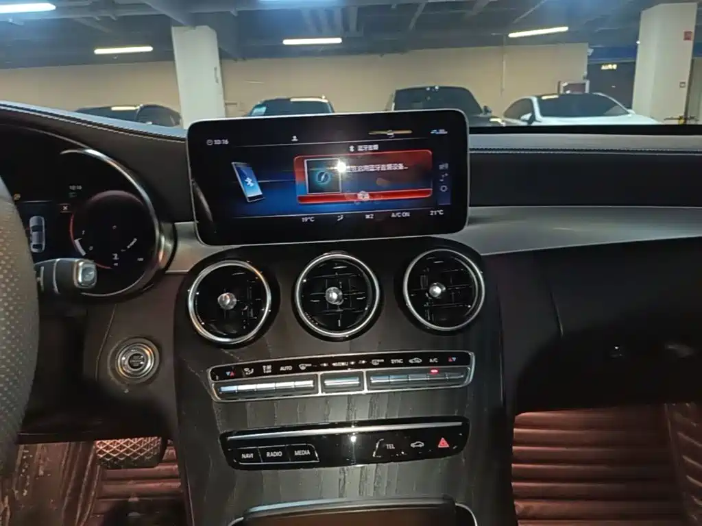 Mercedes-Benz C-Class 2020 — фото 13