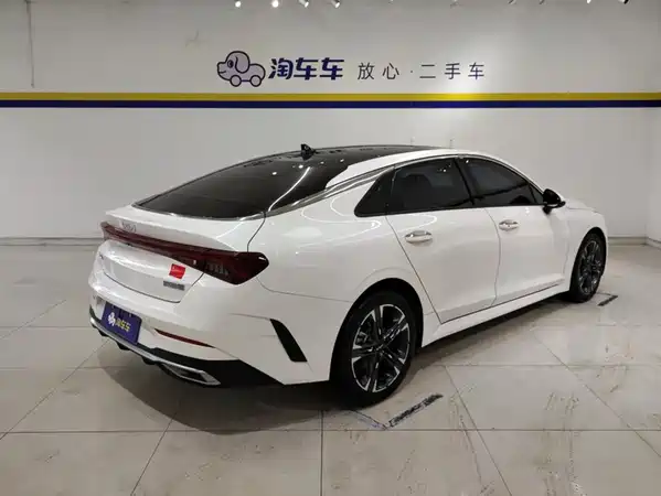 Kia K5 2023