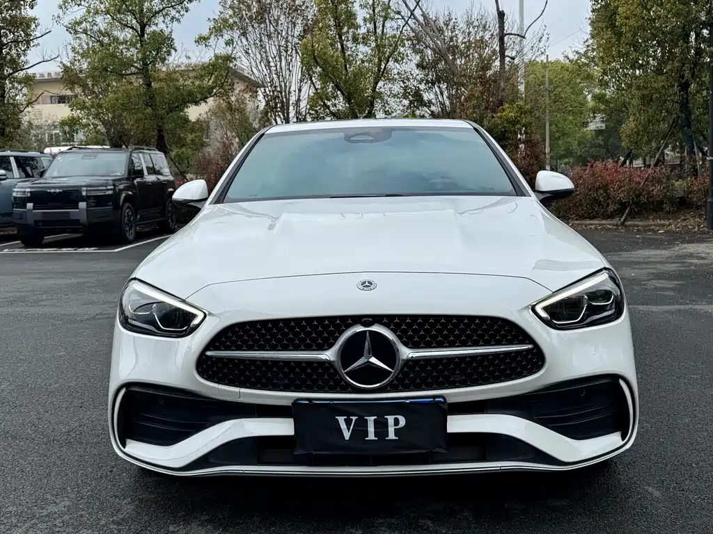 Mercedes-Benz C-Class 2023
