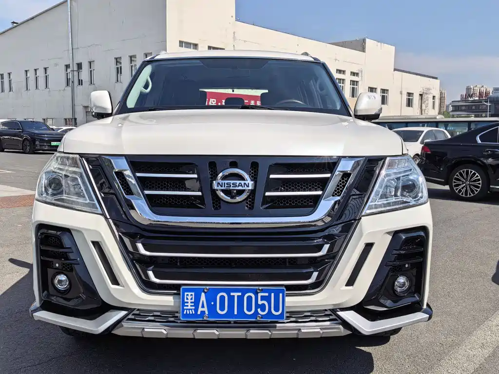 Nissan Patrol 2018 — фото 2