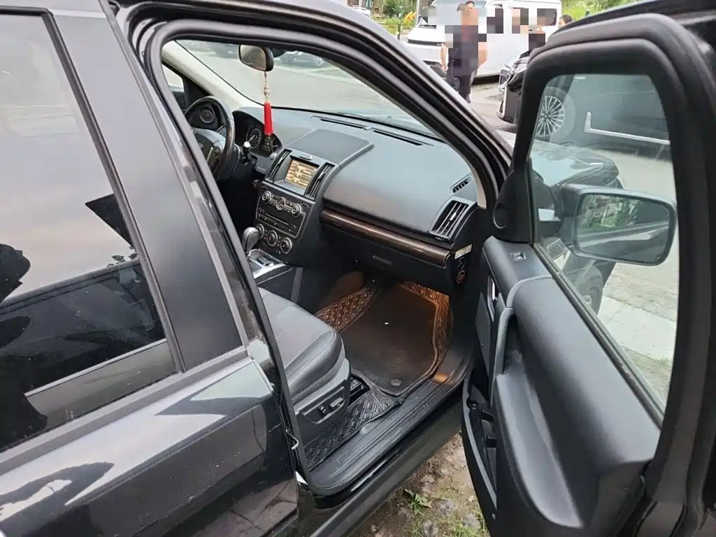 Land Rover Freelander 2 2015 — фото 20